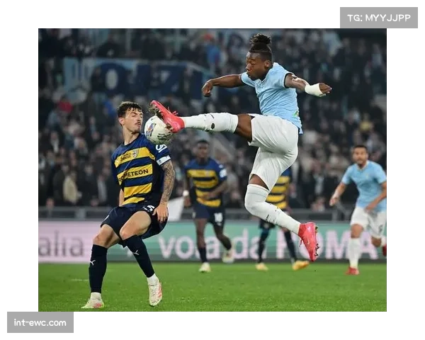 为应对高强度赛程,AC米兰本周训练量适度下调,侧重恢复与战术演练 为应对高强度赛程,AC米兰本周训练量适度下调,侧重恢复与战术演练